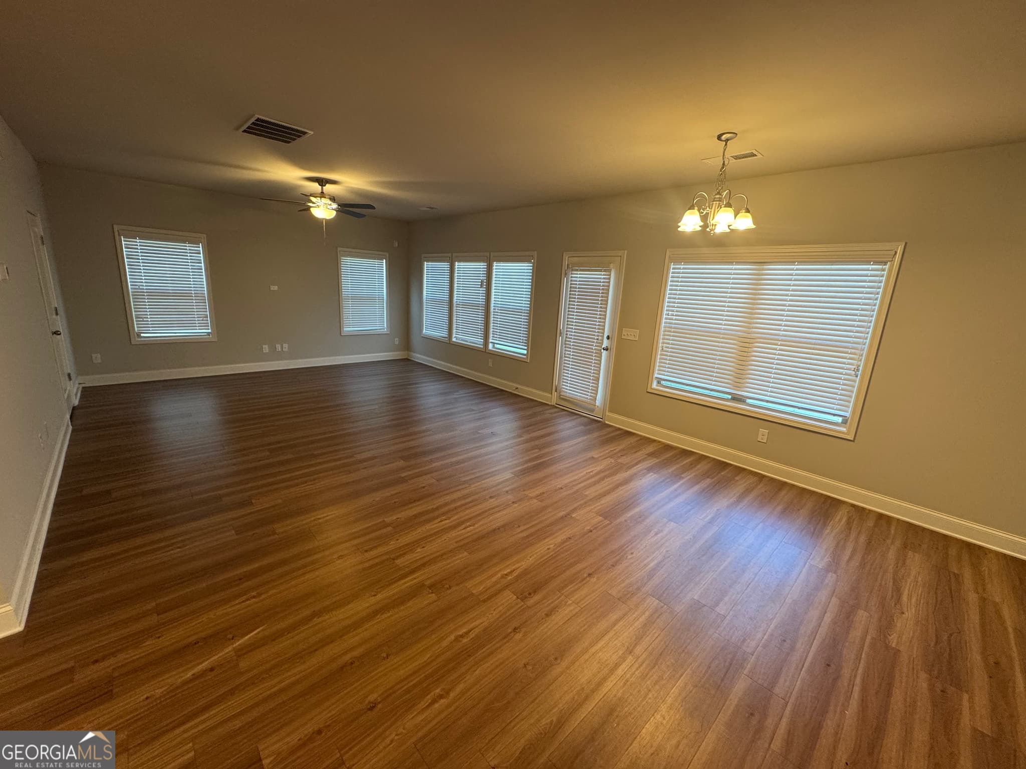 4 bedroom, 2.5 bathroom, 2,414 sq ft single family residence for sale at 61 Donegal Way, Dallas, GA 30132 — photo 5