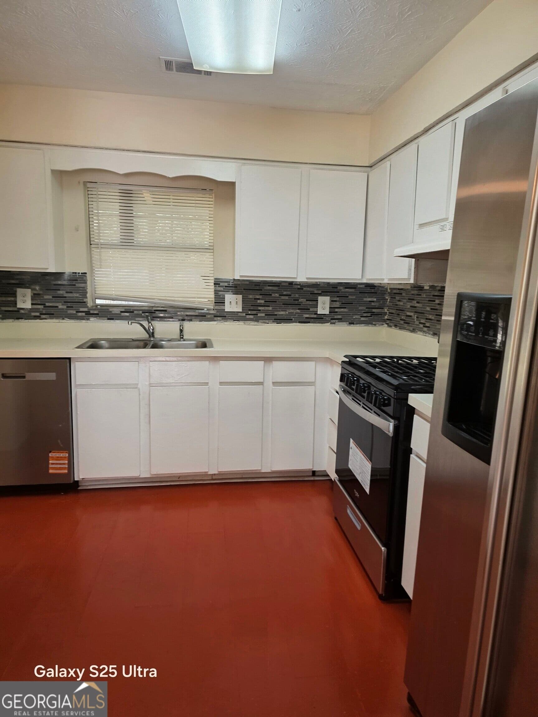 3 bedroom, 1.5 bathroom, 1,160 sq ft townhouse for sale at 3160 Shadow Walk Lane, Tucker, GA 30084 — photo 7