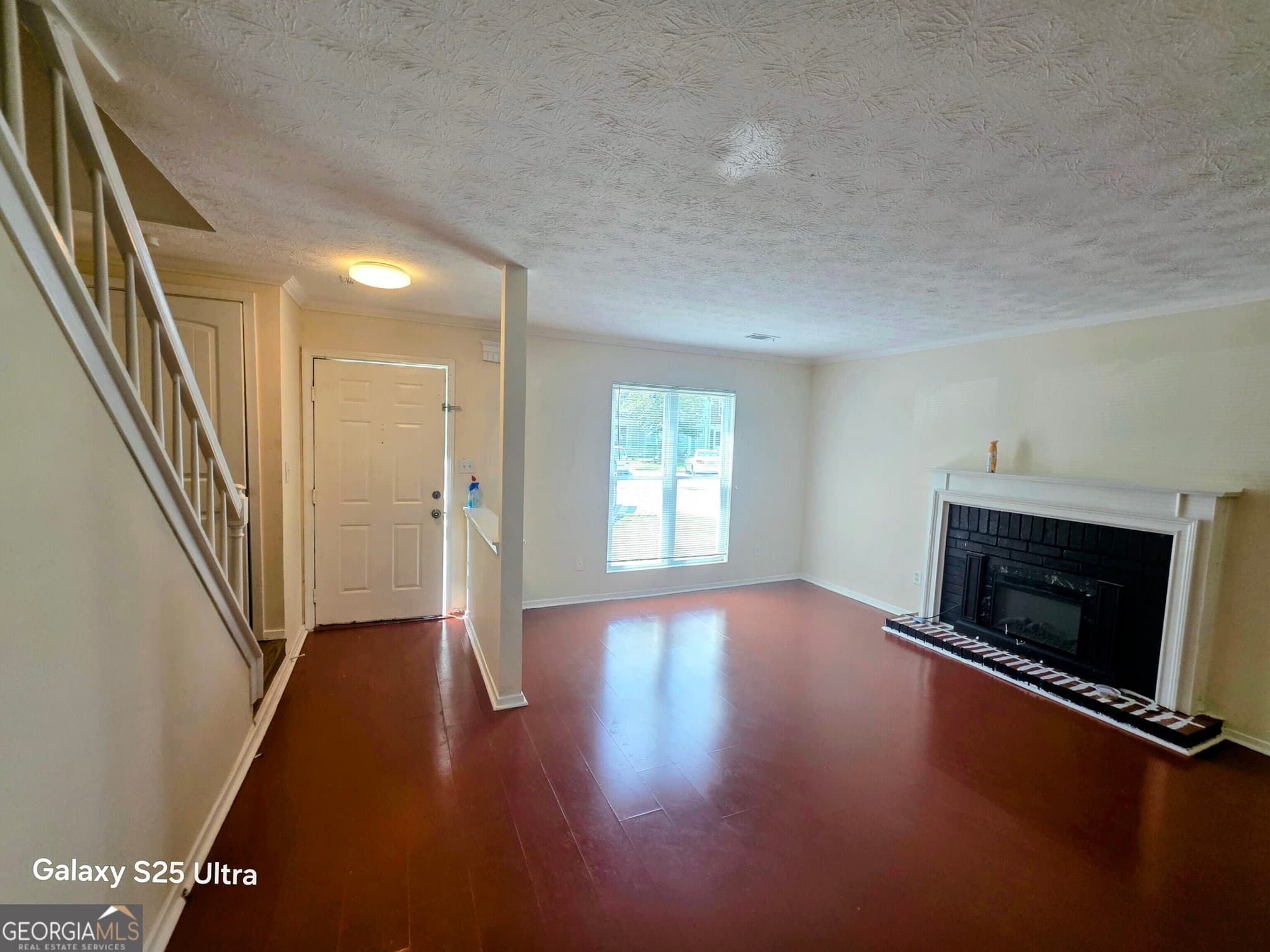 3 bedroom, 1.5 bathroom, 1,160 sq ft townhouse for sale at 3160 Shadow Walk Lane, Tucker, GA 30084 — photo 5