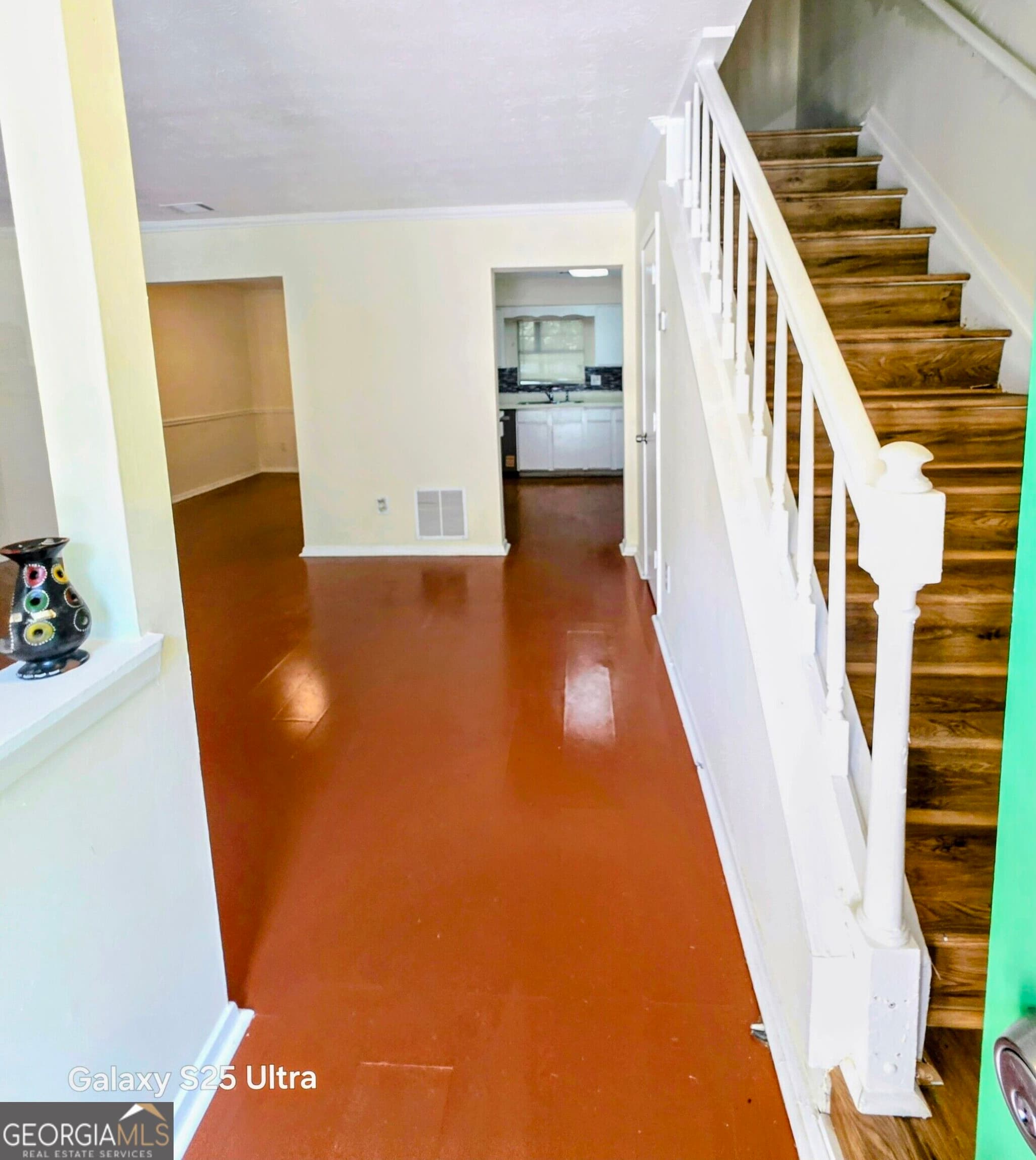 3 bedroom, 1.5 bathroom, 1,160 sq ft townhouse for sale at 3160 Shadow Walk Lane, Tucker, GA 30084 — photo 4