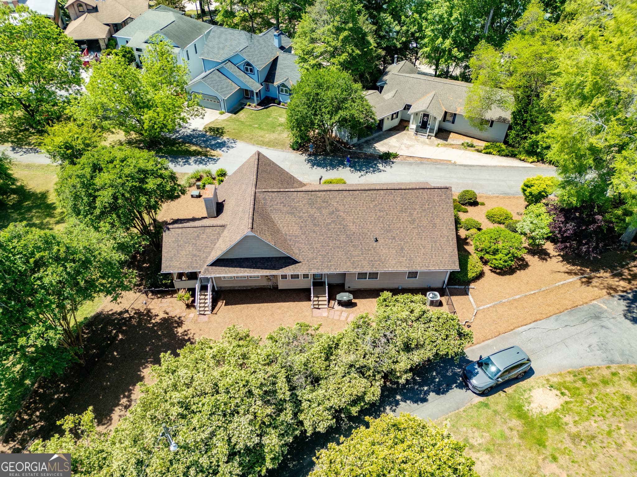 3 bedroom, 2 bathroom, 1,990 sq ft single family residence for sale at 305 Point Place Drive, Westminster, SC 29693 — photo 4
