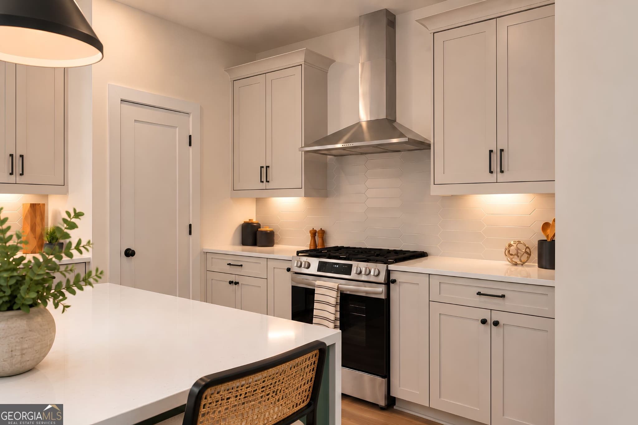 3 bedroom, 3.5 bathroom, 1,735 sq ft single family residence for sale at 3306 Stillwood Lane, Hapeville, GA 30354 — photo 7