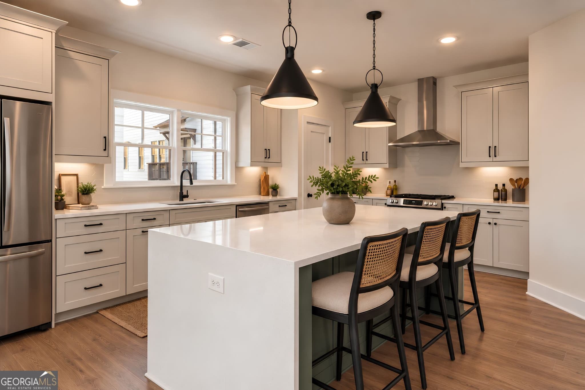 3 bedroom, 3.5 bathroom, 1,735 sq ft single family residence for sale at 3306 Stillwood Lane, Hapeville, GA 30354 — photo 5