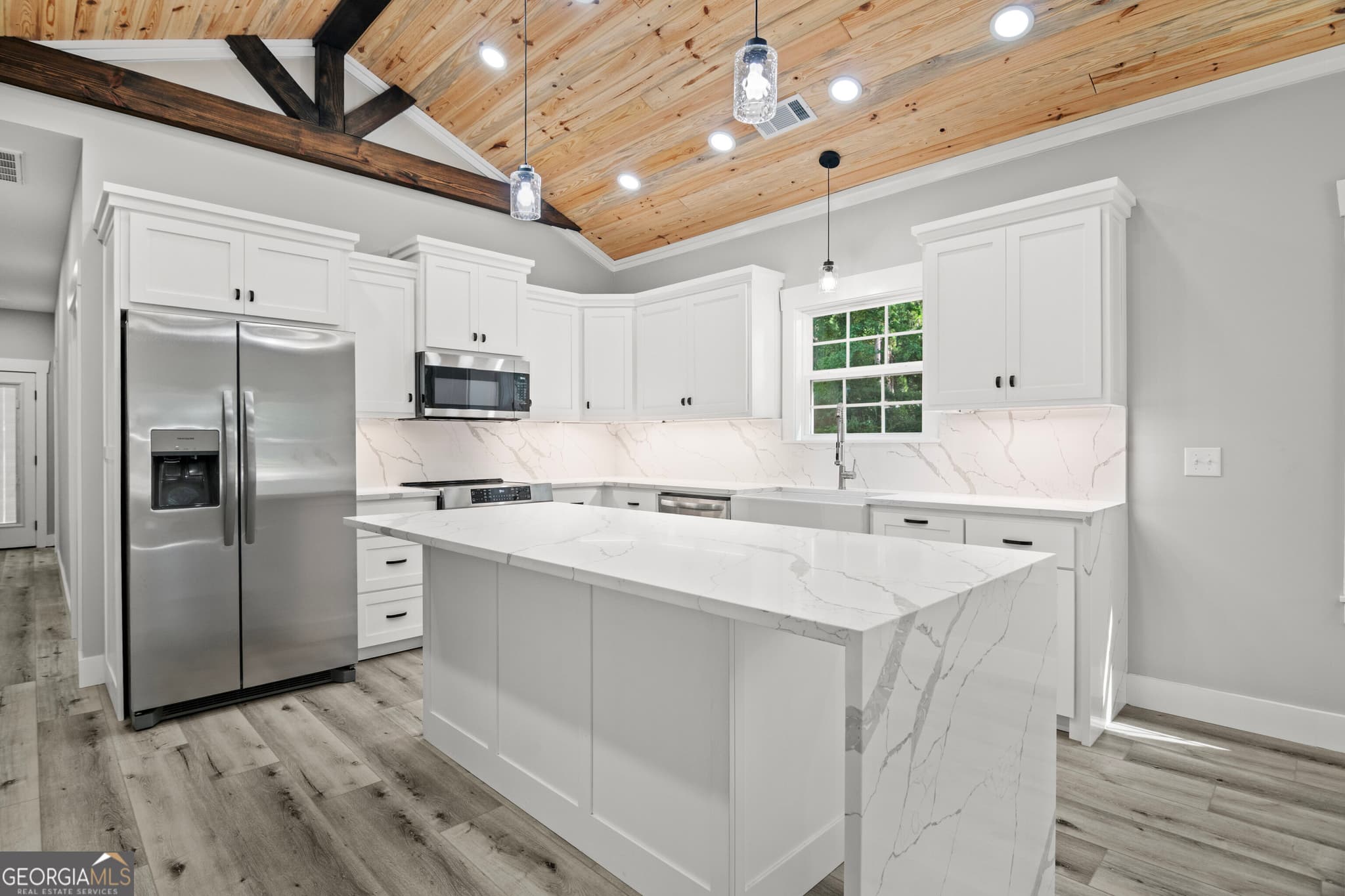 3 bedroom, 2 bathroom, 1,857 sq ft single family residence for sale at 93 Riverside Drive, Jesup, GA 31545 — photo 9
