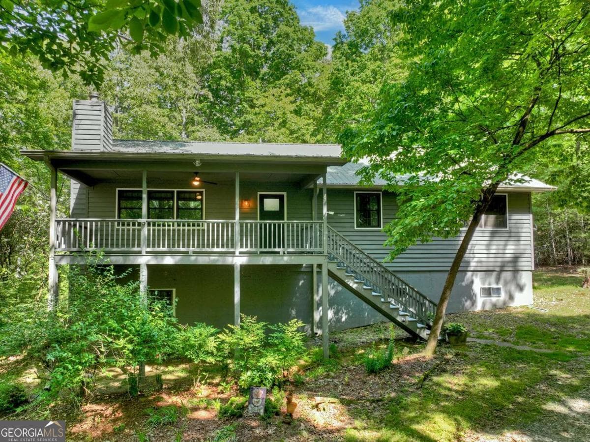5 bedroom, 5 bathroom, 3,536 sq ft single family residence for sale at 37 River Ridge, Blue Ridge, GA 30513 — photo 2