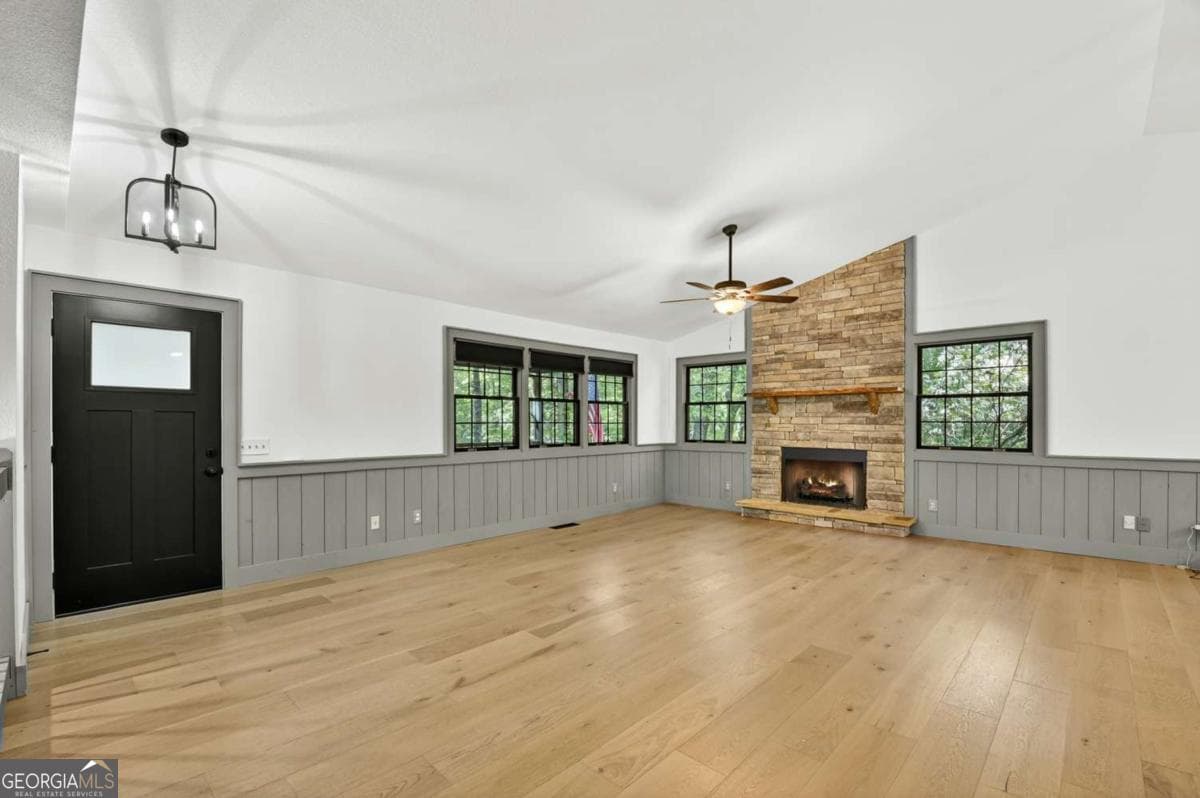 5 bedroom, 5 bathroom, 3,536 sq ft single family residence for sale at 37 River Ridge, Blue Ridge, GA 30513 — photo 5