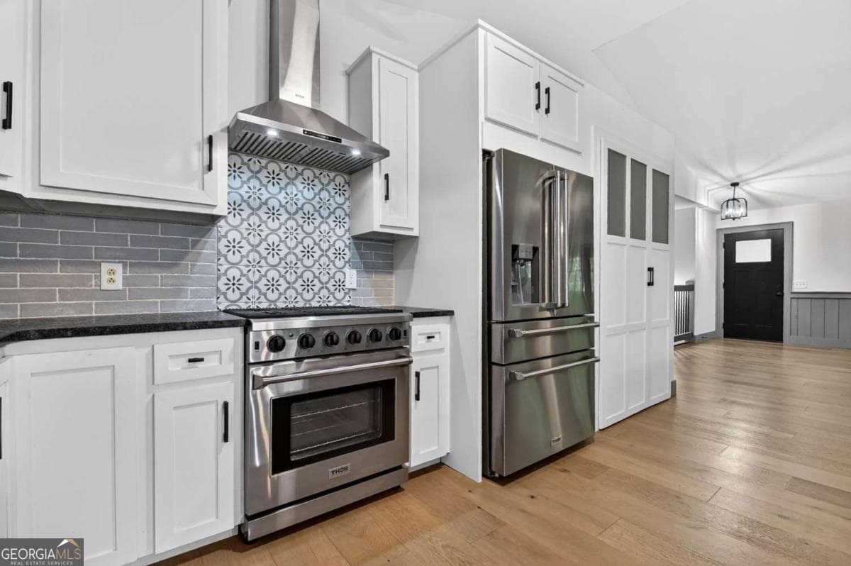 5 bedroom, 5 bathroom, 3,536 sq ft single family residence for sale at 37 River Ridge, Blue Ridge, GA 30513 — photo 10
