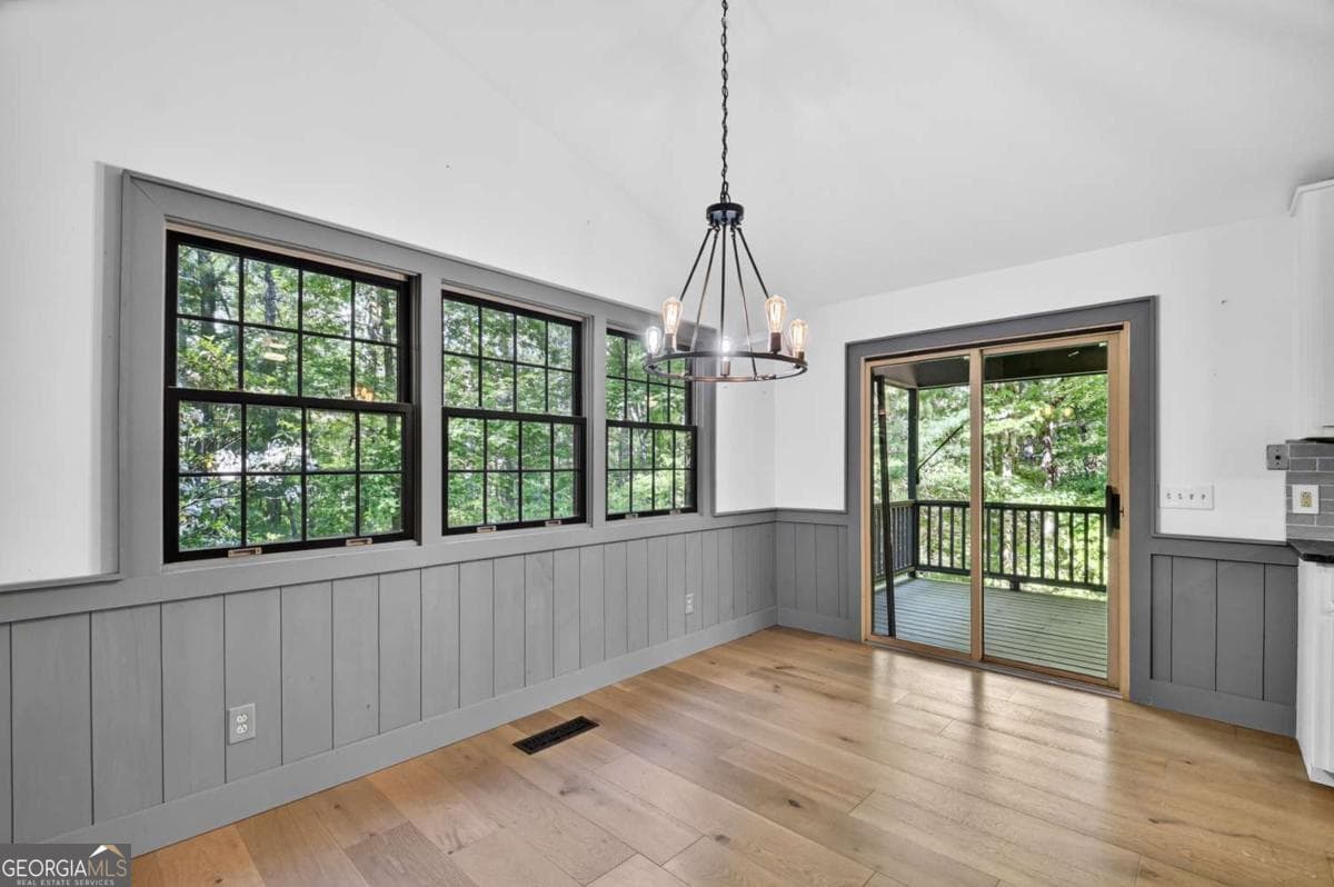 5 bedroom, 5 bathroom, 3,536 sq ft single family residence for sale at 37 River Ridge, Blue Ridge, GA 30513 — photo 8