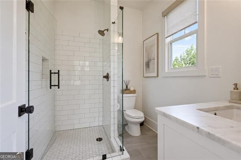 5 bedroom, 4.5 bathroom, 3,358 sq ft single family residence for sale at 2878 Ollie Avenue, Norcross, GA 30071 — photo 6