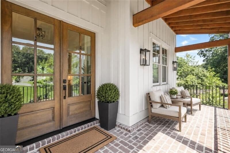 5 bedroom, 4.5 bathroom, 3,358 sq ft single family residence for sale at 2878 Ollie Avenue, Norcross, GA 30071 — photo 3