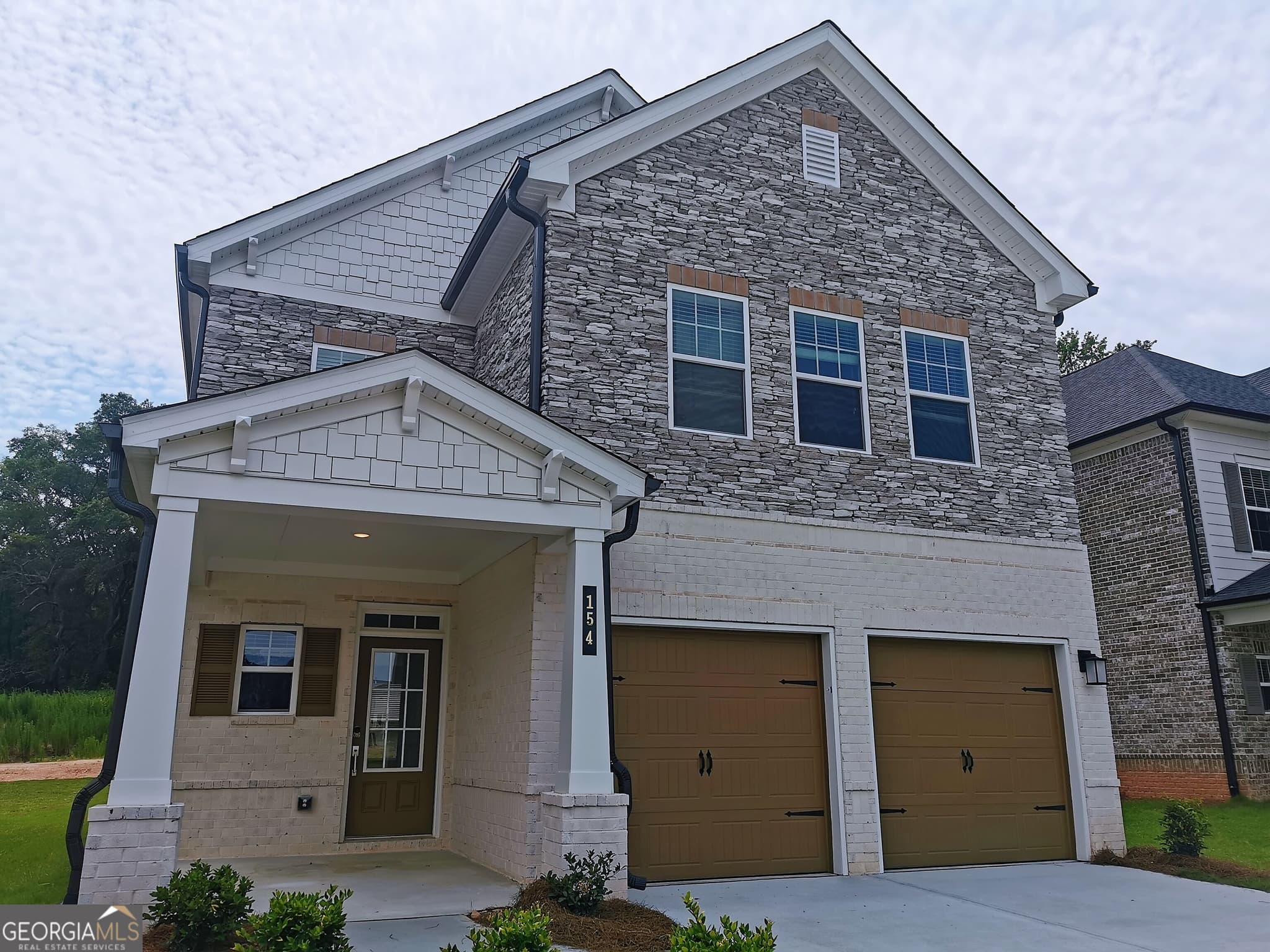 5 bedroom, 3 bathroom, 2,540 sq ft single family residence for rent at 154 Green Love Lane, Grayson, GA 30017 for $2,690 a month — photo 2