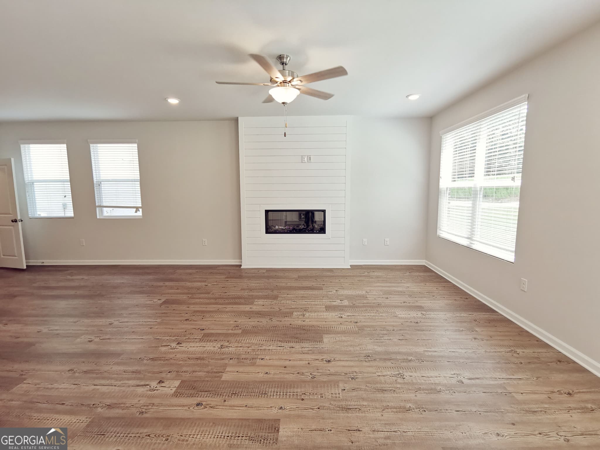 5 bedroom, 3 bathroom, 2,540 sq ft single family residence for rent at 154 Green Love Lane, Grayson, GA 30017 for $2,690 a month — photo 8