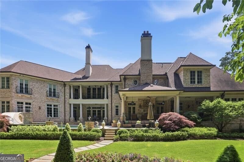 5 bedroom, 6.5 bathroom, 12,041 sq ft single family residence for sale at 595 Marsh Park Drive, Johns Creek, GA 30097 — photo 3