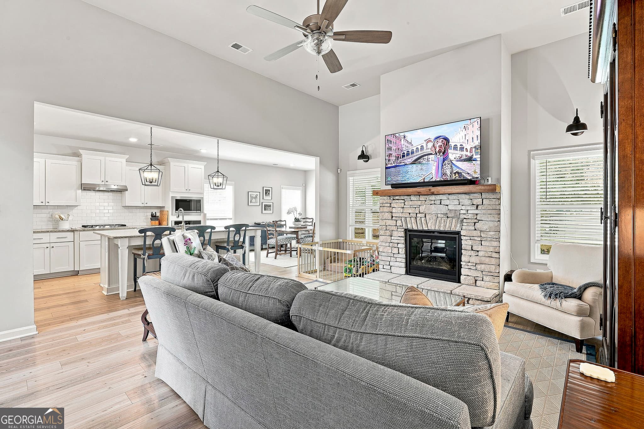 4 bedroom, 4 bathroom, 2,945 sq ft single family residence for sale at 9 Long Branch Trail, Sharpsburg, GA 30277 — photo 10
