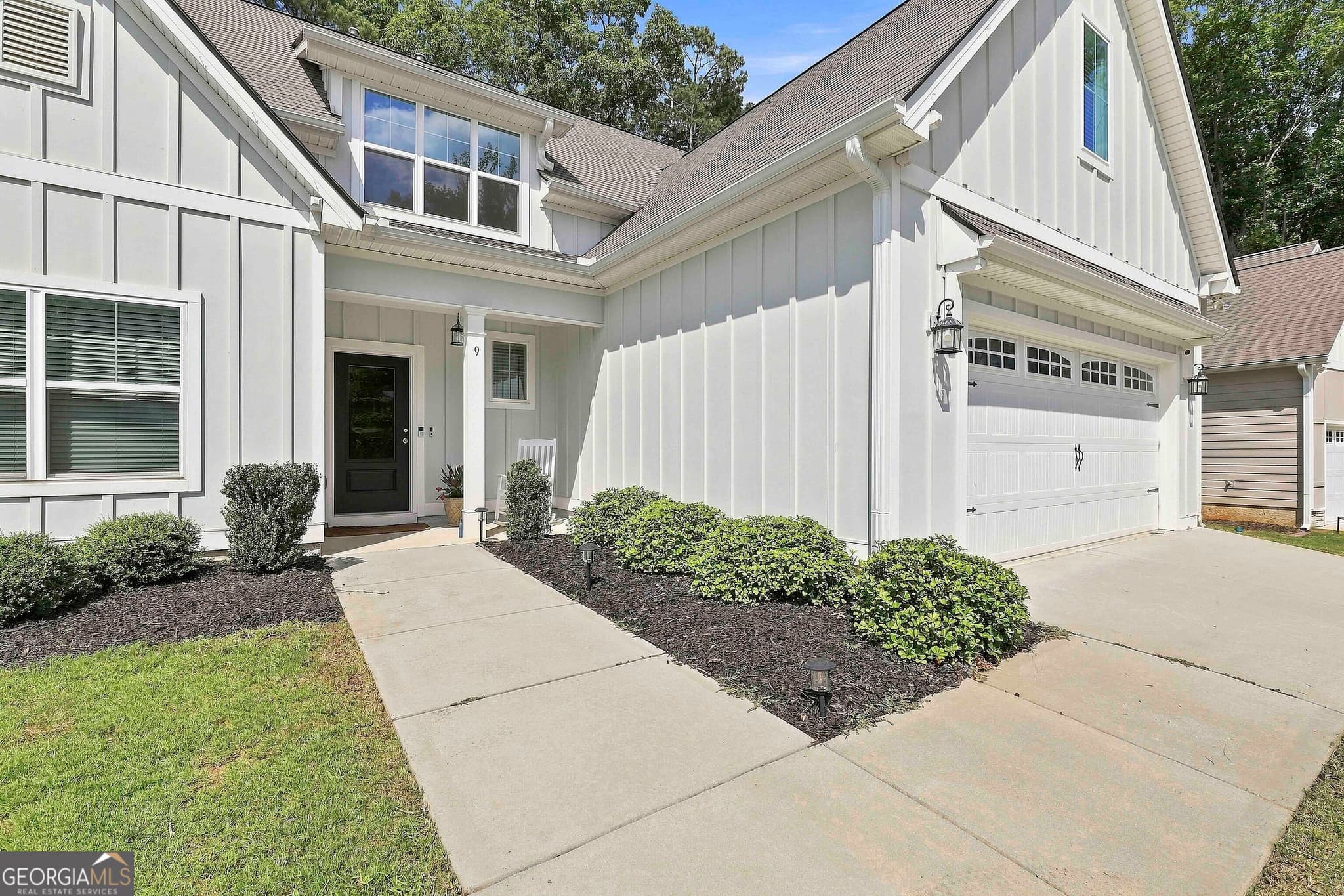 4 bedroom, 4 bathroom, 2,945 sq ft single family residence for sale at 9 Long Branch Trail, Sharpsburg, GA 30277 — photo 4