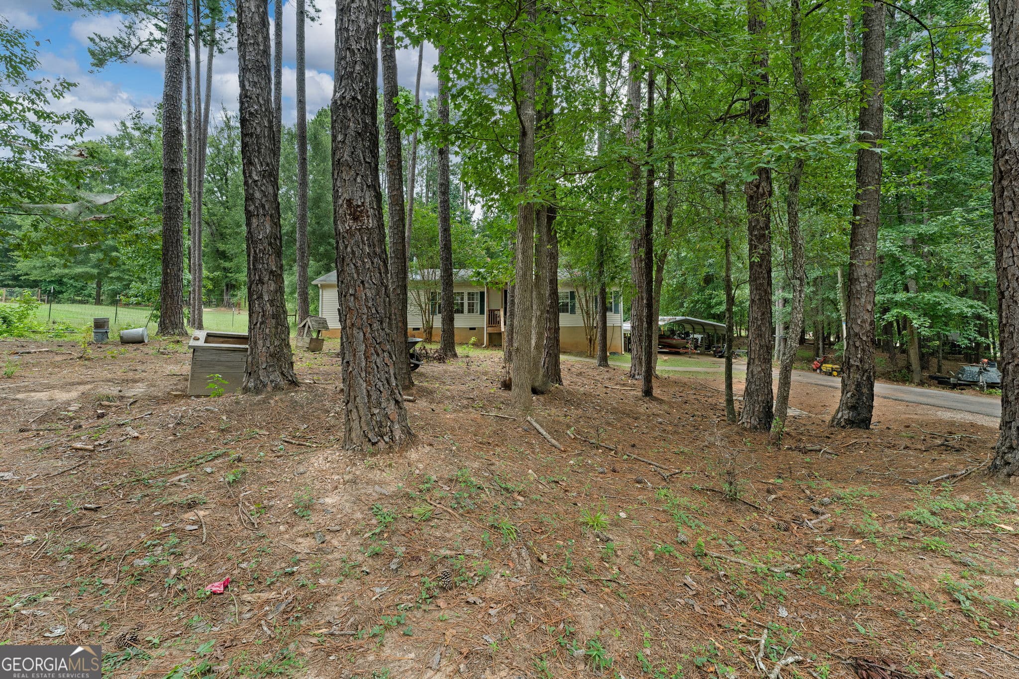 3 bedroom, 2 bathroom, 1,620 sq ft manufactured home,single family residence for sale at 108 Rock Lake Court, Eatonton, GA 31024 — photo 3