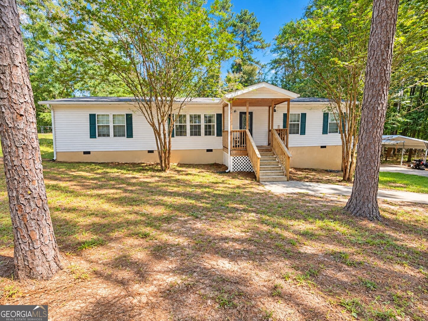 3 bedroom, 2 bathroom, 1,620 sq ft manufactured home,single family residence for sale at 108 Rock Lake Court, Eatonton, GA 31024