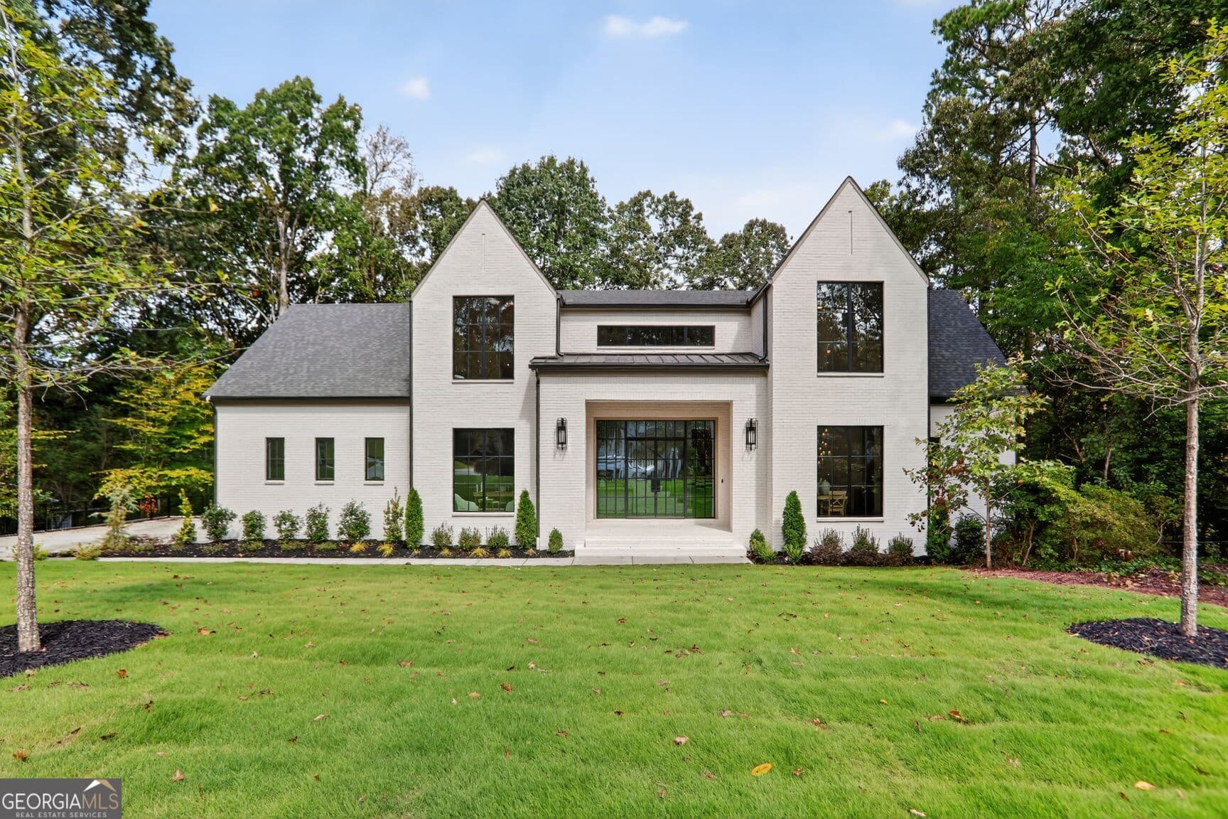 5 bedroom, 5.5 bathroom, 4,500 sq ft single family residence sold at 1430 Oconee Pass, Brookhaven, GA 30319