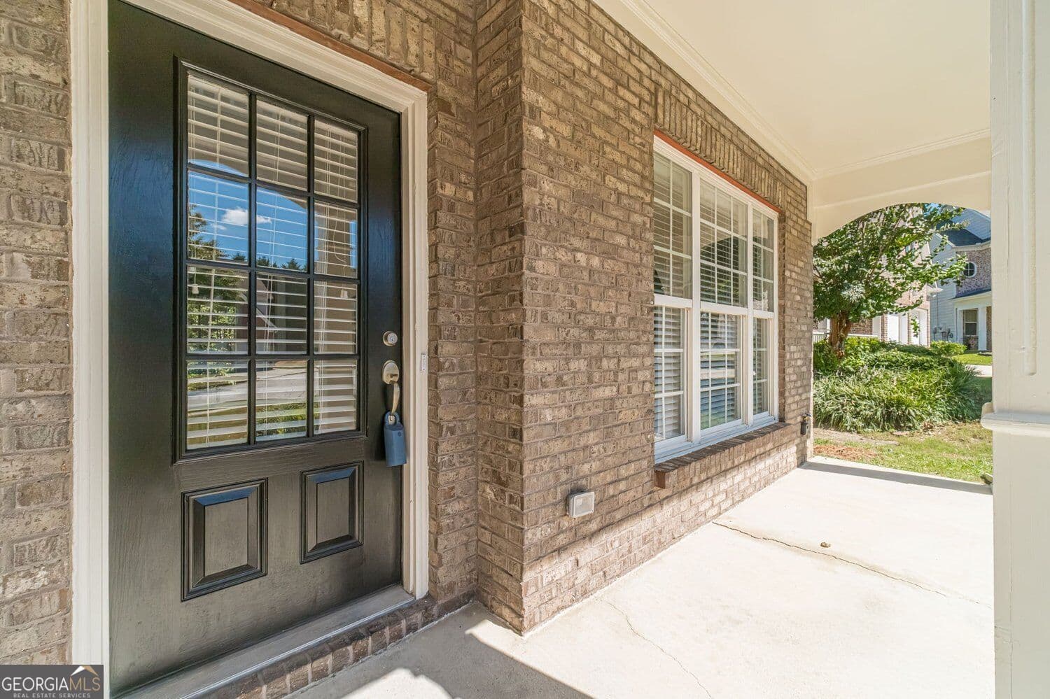 4 bedroom, 2.5 bathroom, 2,150 sq ft single family residence for sale at 2877 Pacifica Ives Court, Snellville, GA 30039 — photo 3
