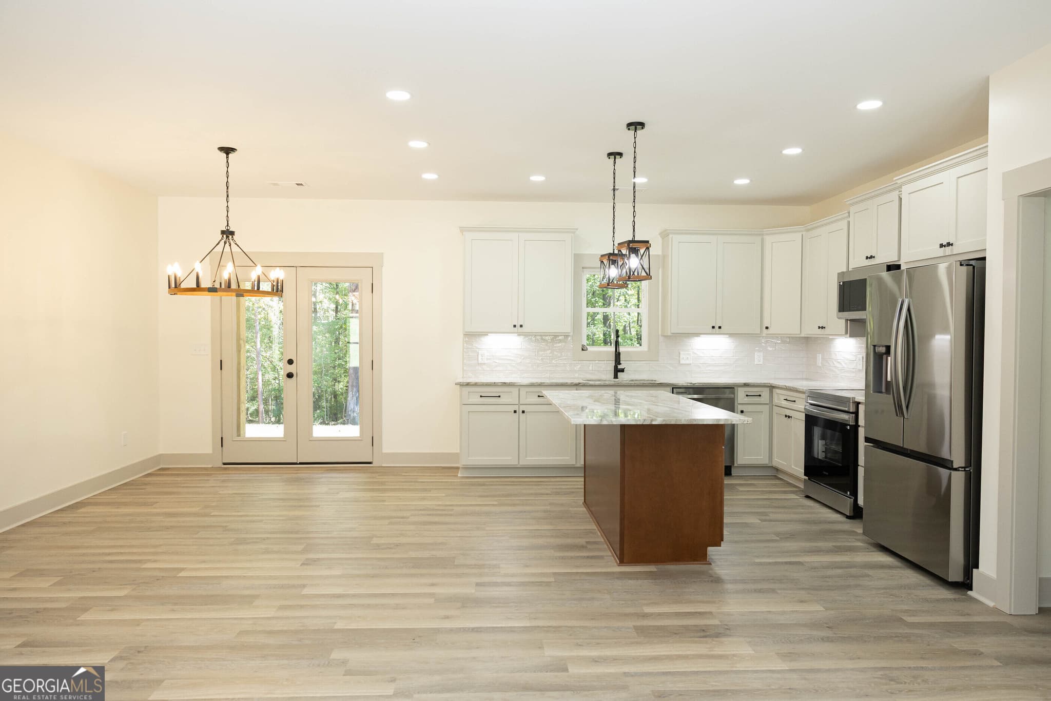 3 bedroom, 2 bathroom, 1,758 sq ft single family residence for sale at 6491 13th Court, Lanett, AL 36863 — photo 7