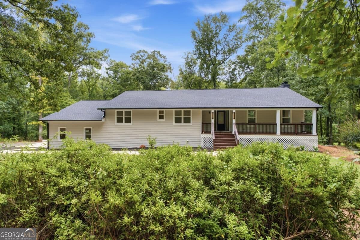 5 bedroom, 3 bathroom, 5,697 sq ft single family residence for sale at 766 Kibbee Road, Mcdonough, GA 30252 — photo 2