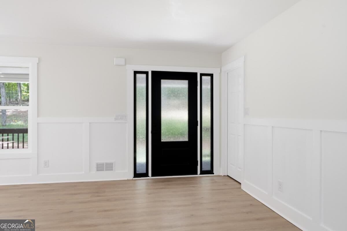 5 bedroom, 3 bathroom, 5,697 sq ft single family residence for sale at 766 Kibbee Road, Mcdonough, GA 30252 — photo 4