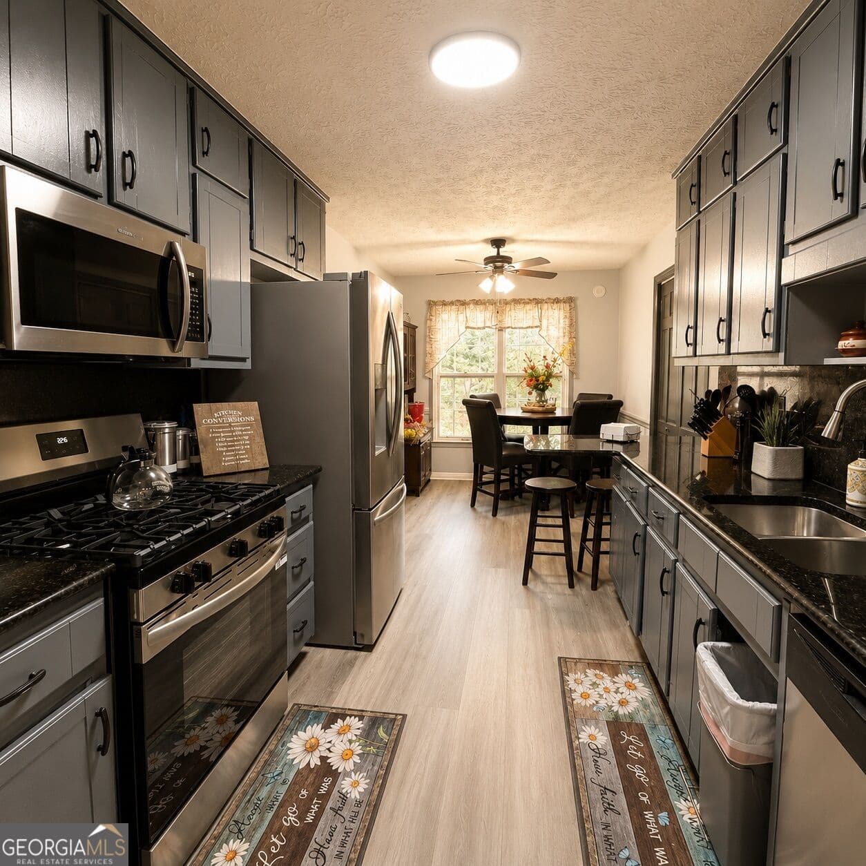 3 bedroom, 2 bathroom, 1,826 sq ft single family residence for sale at 180 Valley Brook Trail, Jonesboro, GA 30238 — photo 10
