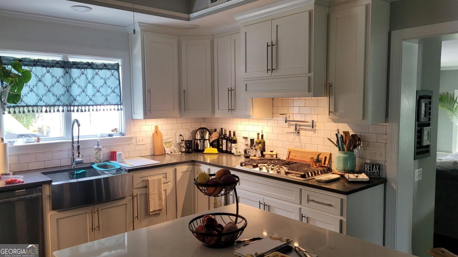 3 bedroom, 2.5 bathroom, 2,234 sq ft single family residence for sale at 511 W Smith Street, Claxton, GA 30417 — photo 7