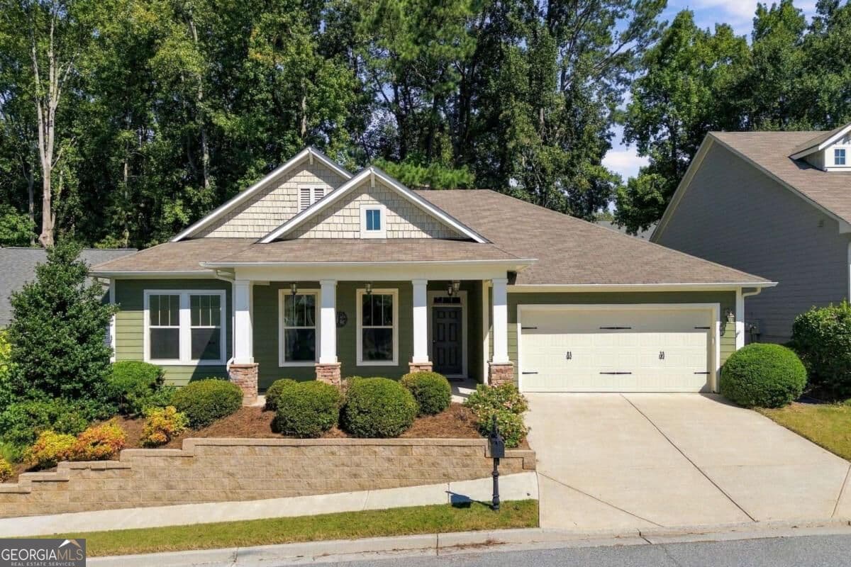 2 bedroom, 2 bathroom, 1,730 sq ft single family residence for sale at 110 Willow Overlook, Canton, GA 30115
