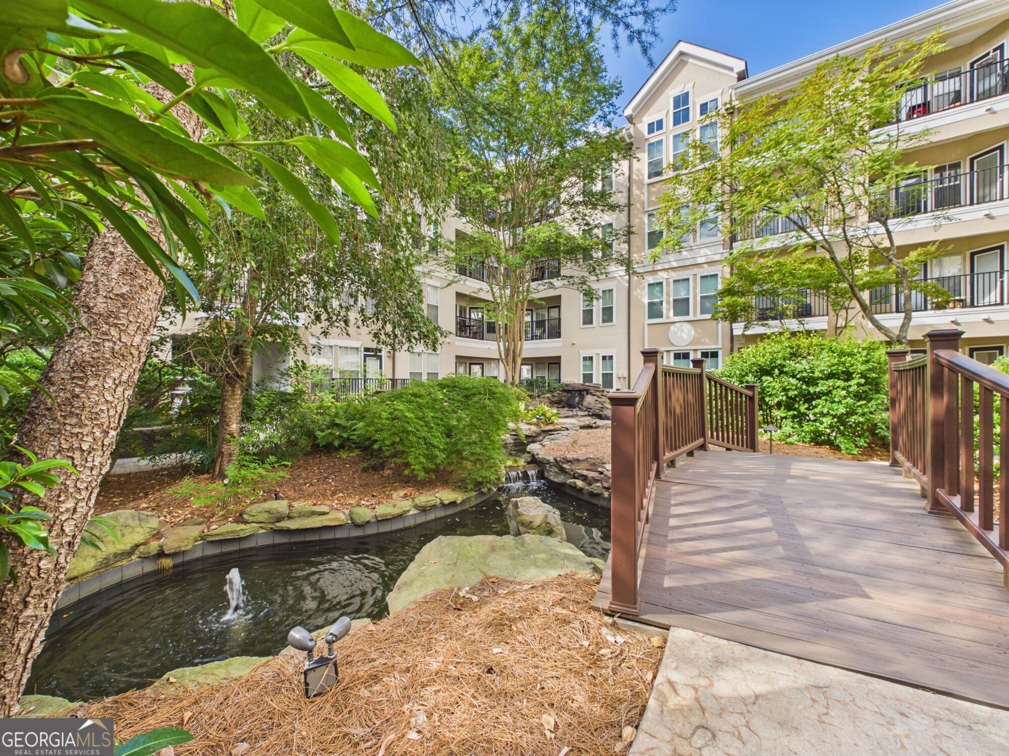 2 bedroom, 2 bathroom, 1,566 sq ft condominium for sale at 1850 Cotillion Drive 1413, Atlanta, GA 30338 — photo 7
