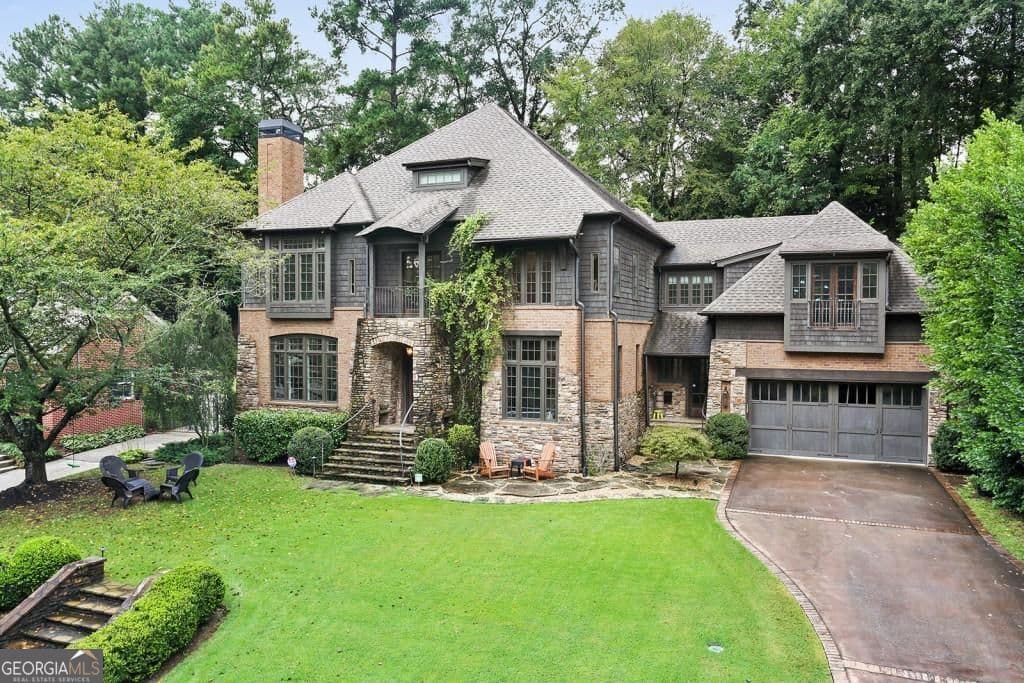 5 bedroom, 5.5 bathroom, 6,533 sq ft single family residence for rent at 1692 Friar Tuck Road, Atlanta, GA 30309 for $18,000 a month — photo 2