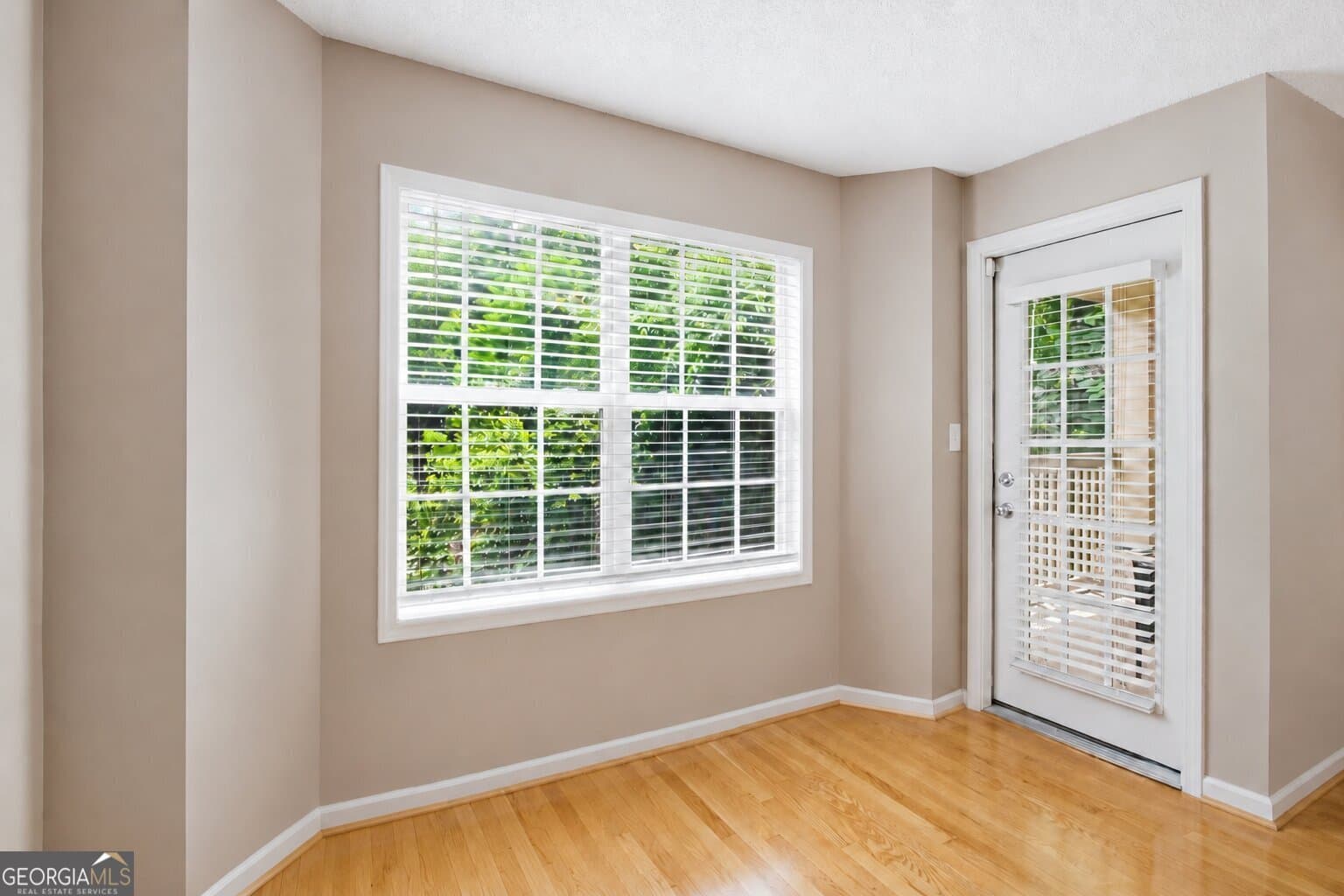 1 bedroom, 1 bathroom, 690 sq ft condominium for sale at 3069 Chastain Park Court, Atlanta, GA 30342 — photo 7