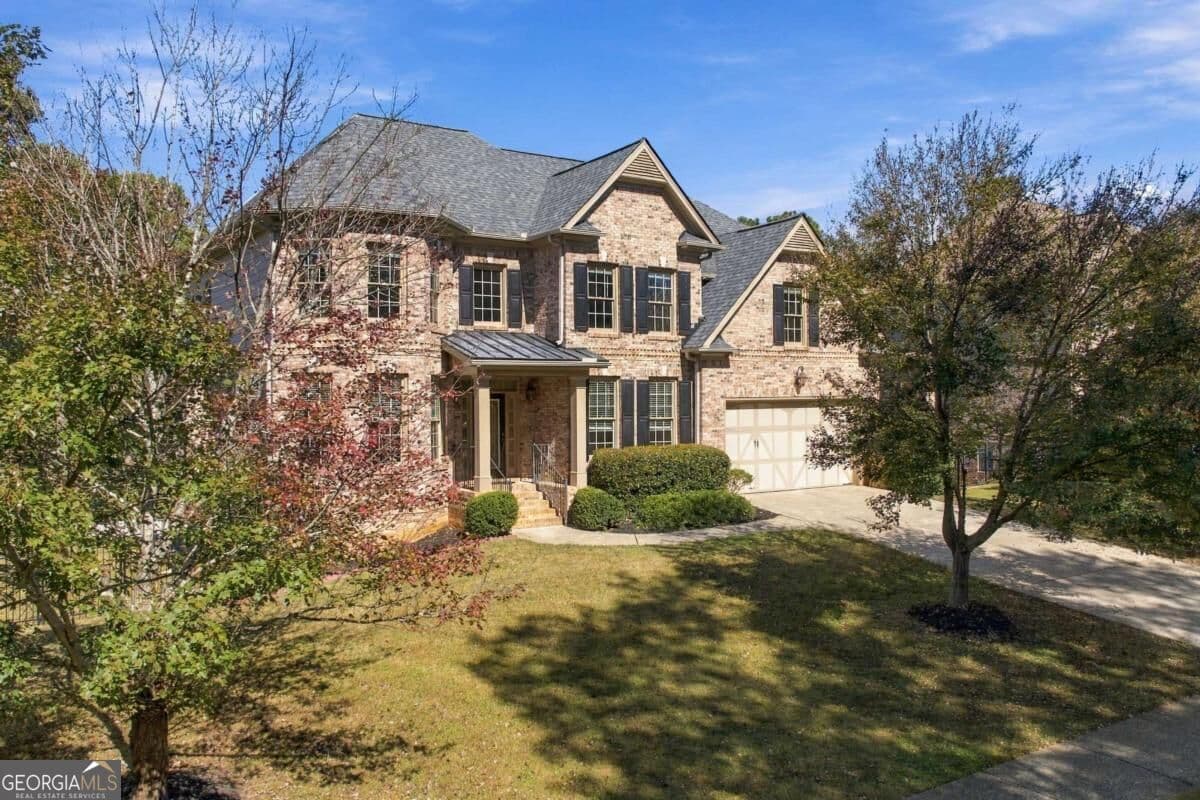 6 bedroom, 5 bathroom, 4,523 sq ft single family residence for sale at 1905 Macby Drive, Marietta, GA 30066 — photo 4