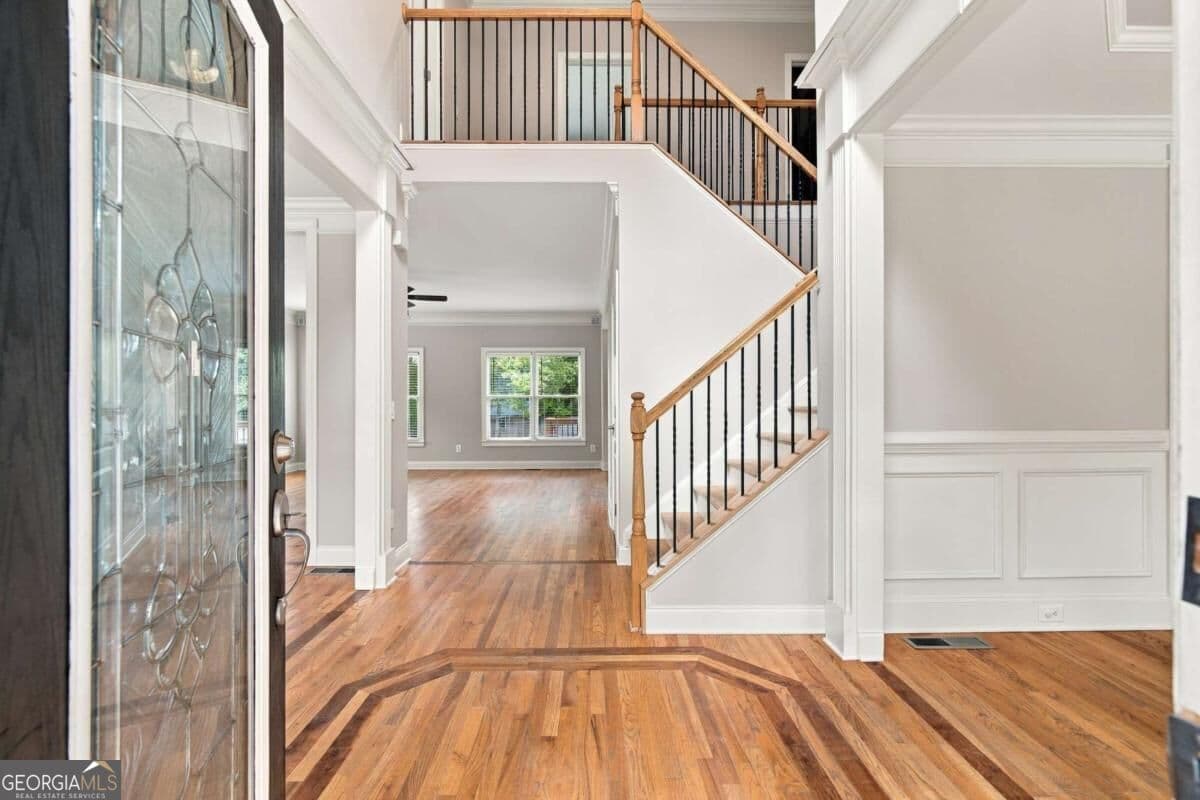 6 bedroom, 5 bathroom, 4,523 sq ft single family residence for sale at 1905 Macby Drive, Marietta, GA 30066 — photo 8