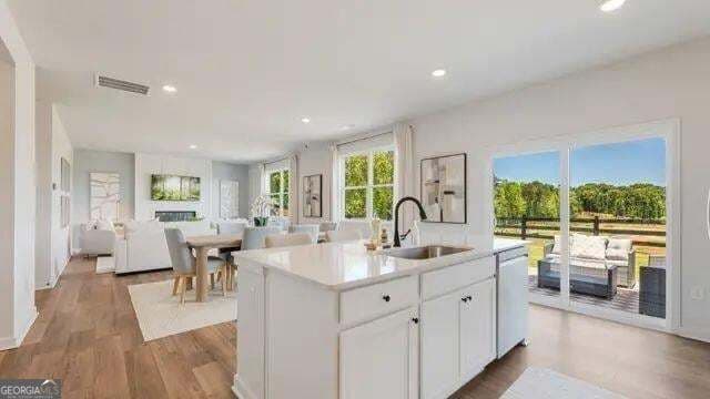 5 bedroom, 4 bathroom, 2,774 sq ft single family residence for sale at 243 Poplar  Bluff Way, Jefferson, GA 30549 — photo 7