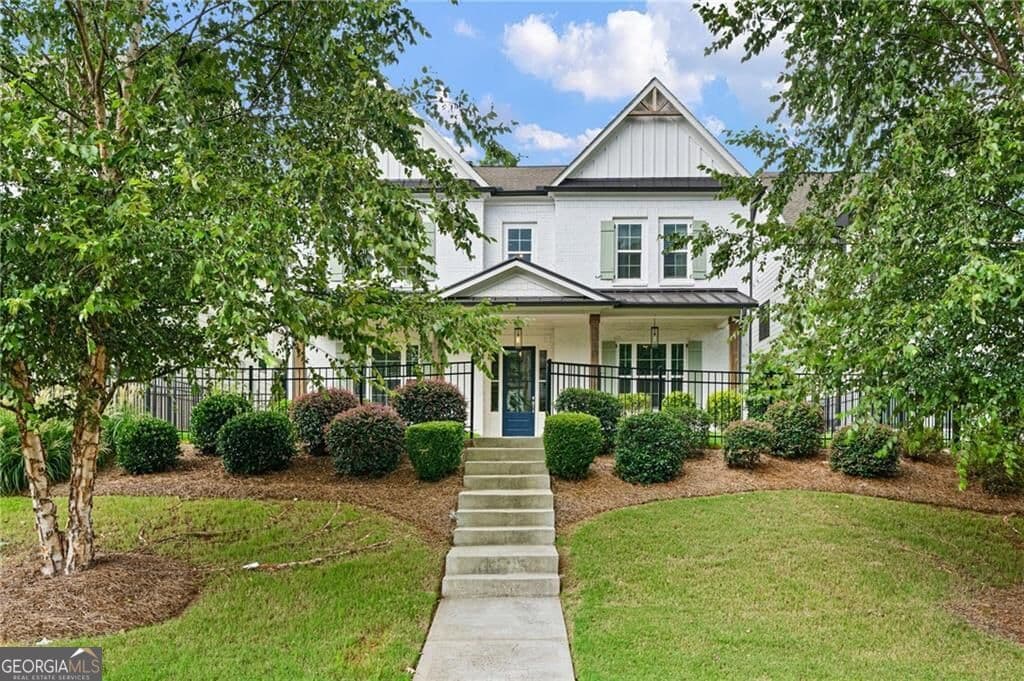 5 bedroom, 5 bathroom, 3,468 sq ft single family residence for sale at 3368 Old Concord Road, Smyrna, GA 30082 — photo 2