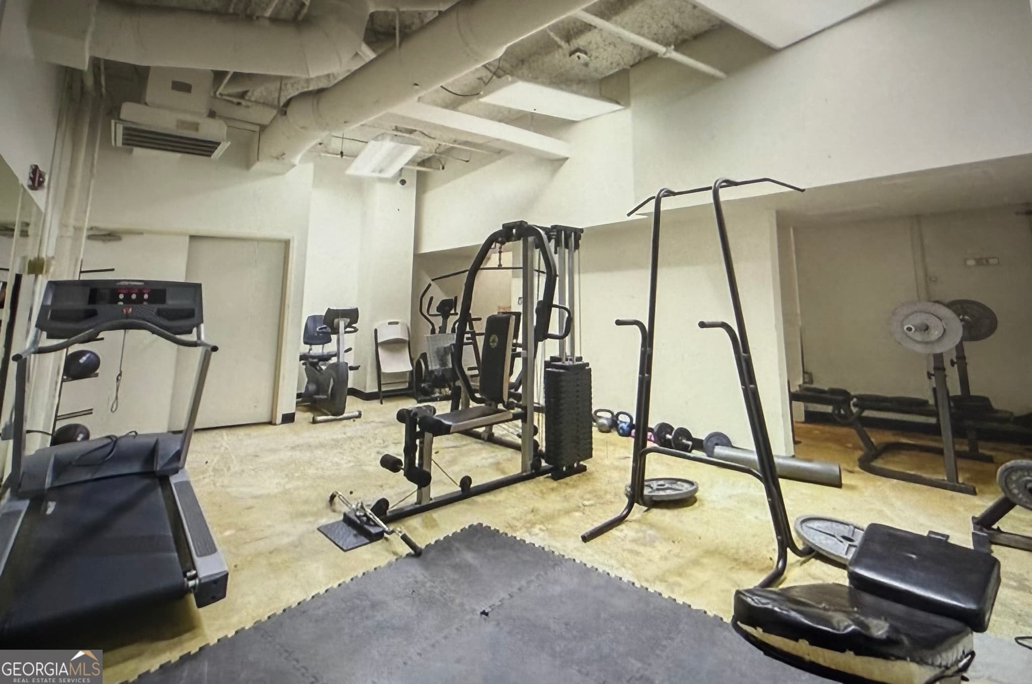 1 bedroom, 1 bathroom, 543 sq ft condominium for sale at 20 Marietta Street 10 F, Atlanta, GA 30303 — photo 8