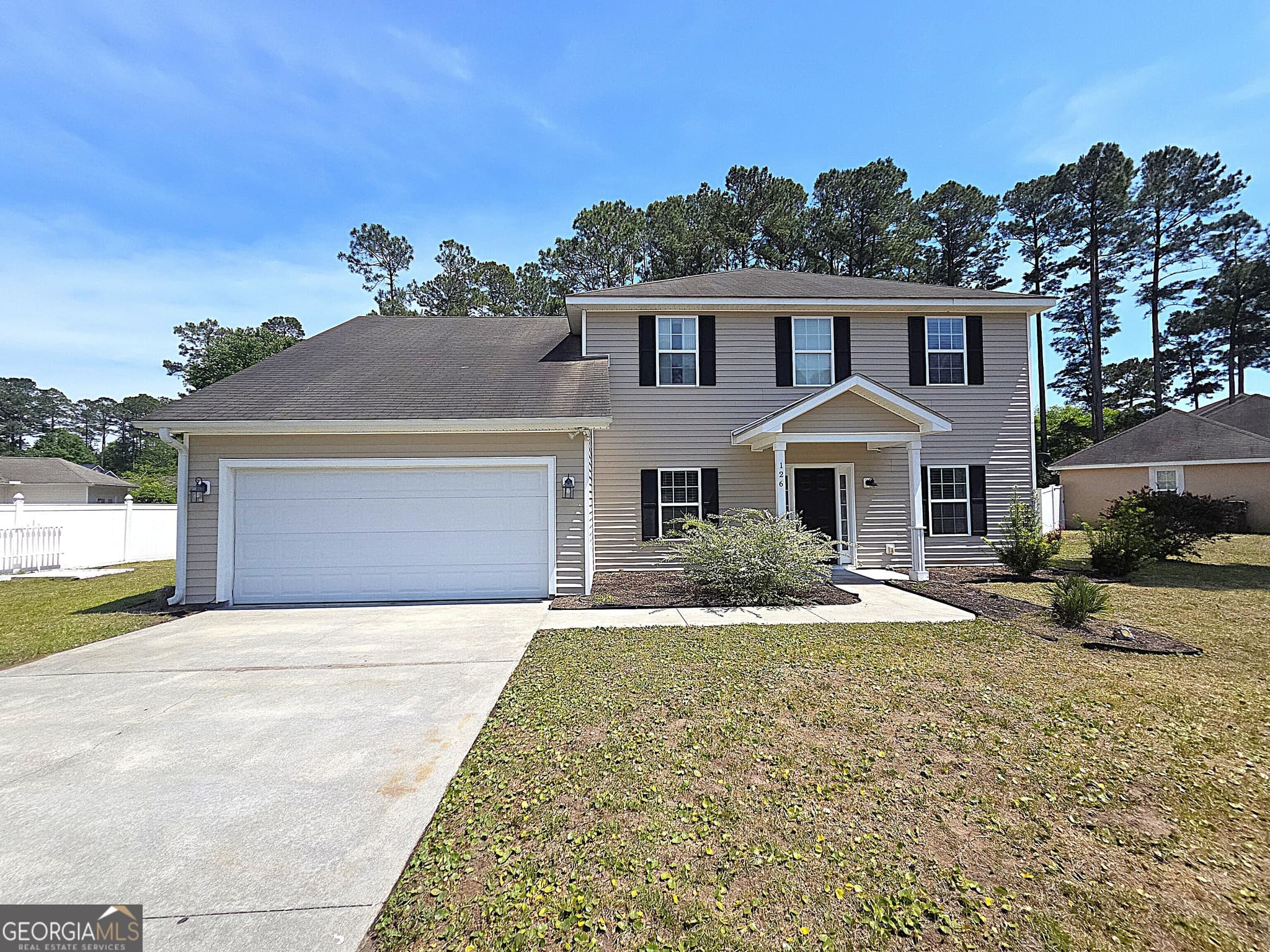 5 bedroom, 2.5 bathroom, 3,076 sq ft single family residence for sale at 126 Wentle Circle, Brunswick, GA 31525 — photo 3