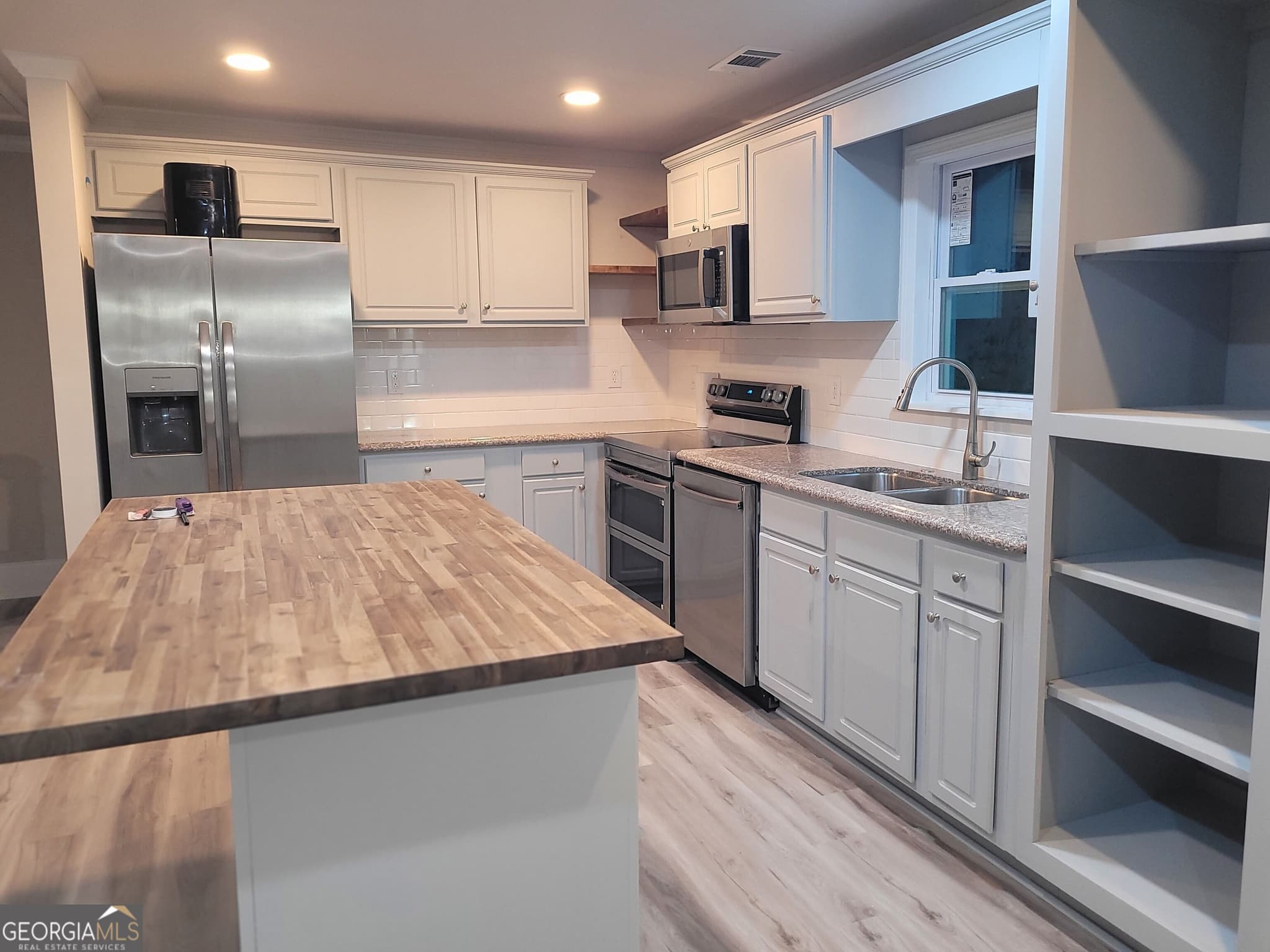 3 bedroom, 2.5 bathroom single family residence for sale at 165 Moss Road, Covington, GA 30016 — photo 8
