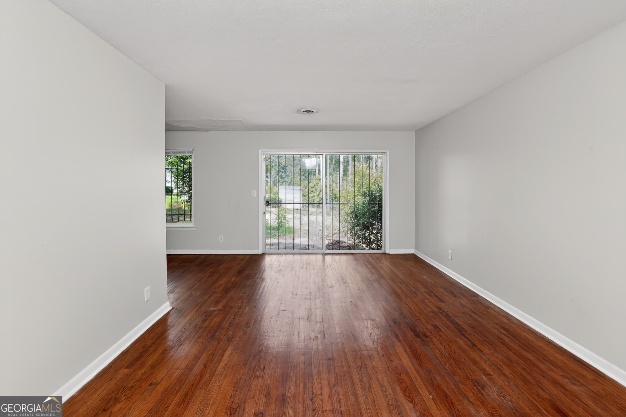 3 bedroom, 2 bathroom, 1,536 sq ft single family residence for sale at 2319 Shadowood Drive, Augusta, GA 30906 — photo 6