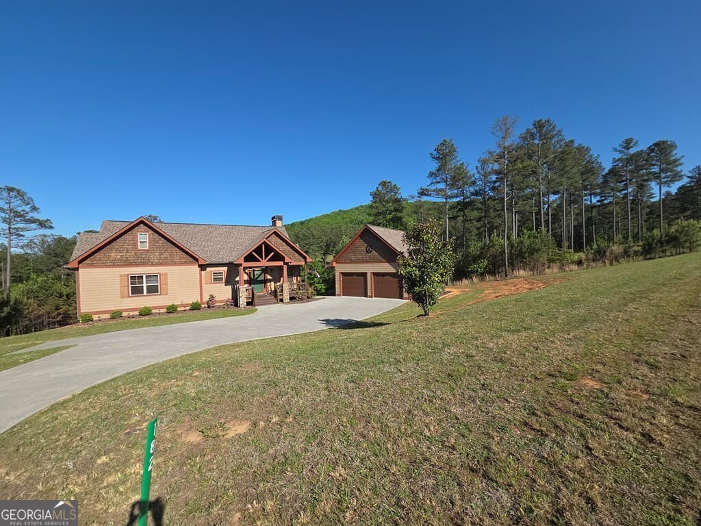 4 bedroom, 3 bathroom, 3,092 sq ft cabin,single family residence sold at 182 Loop Lane, Blairsville, GA 30512
