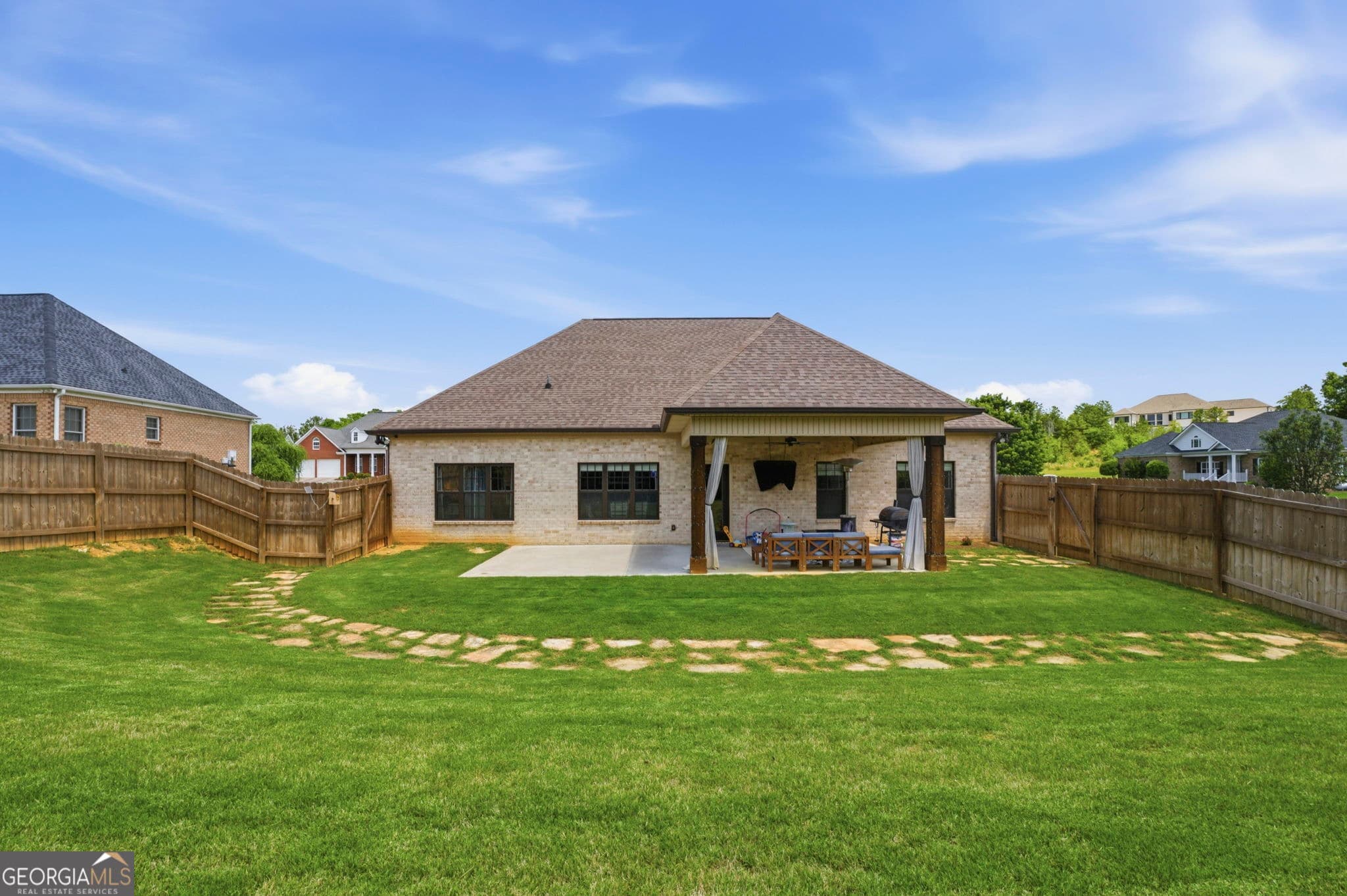 4 bedroom, 3.5 bathroom, 2,959 sq ft single family residence for sale at 109 Mountain Laurel, Calhoun, GA 30701 — photo 3