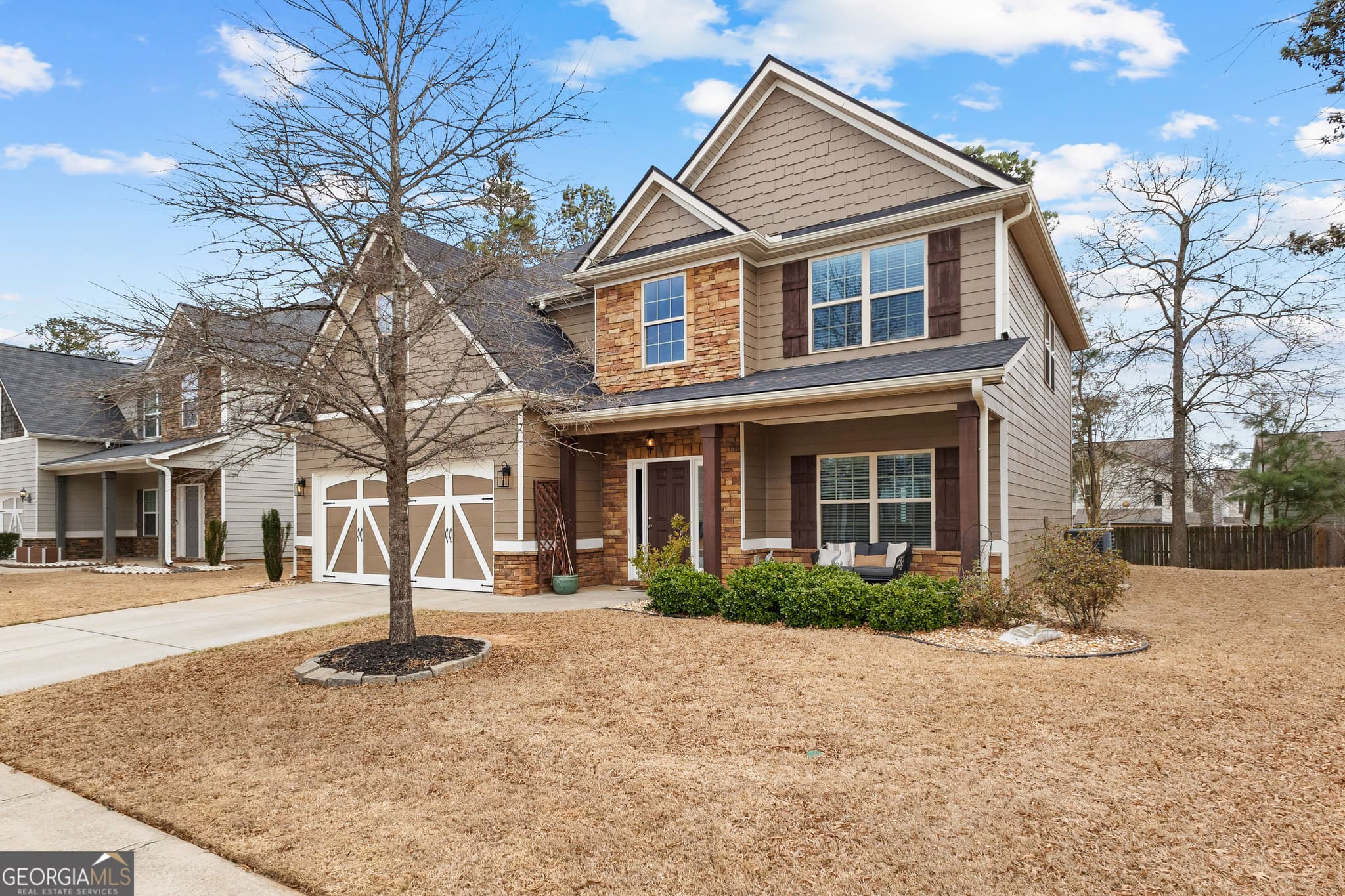 4 bedroom, 2.5 bathroom, 2,616 sq ft single family residence sold at 171 Cliffhaven Circle, Newnan, GA 30263