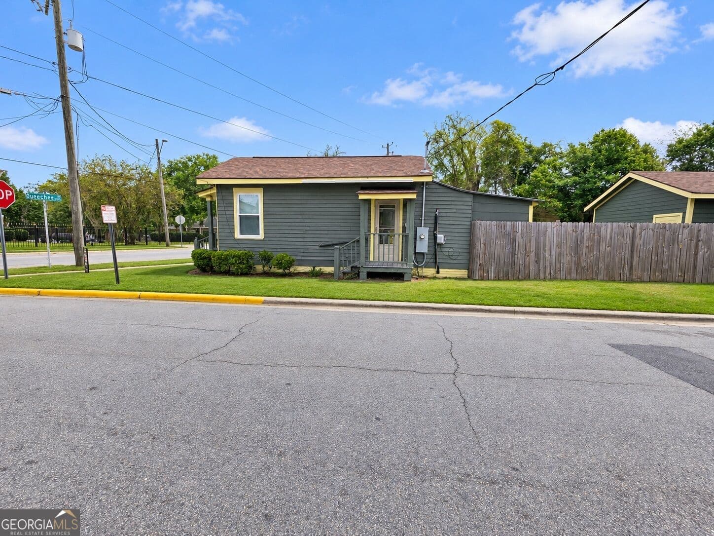 1 bedroom, 1 bathroom, 448 sq ft single family residence for sale at 1712 Ogeechee Road, Savannah, GA 31415 — photo 10