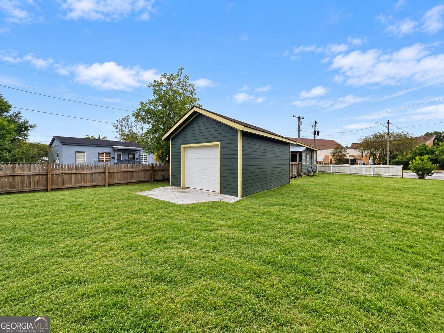1 bedroom, 1 bathroom, 448 sq ft single family residence for sale at 1712 Ogeechee Road, Savannah, GA 31415 — photo 8