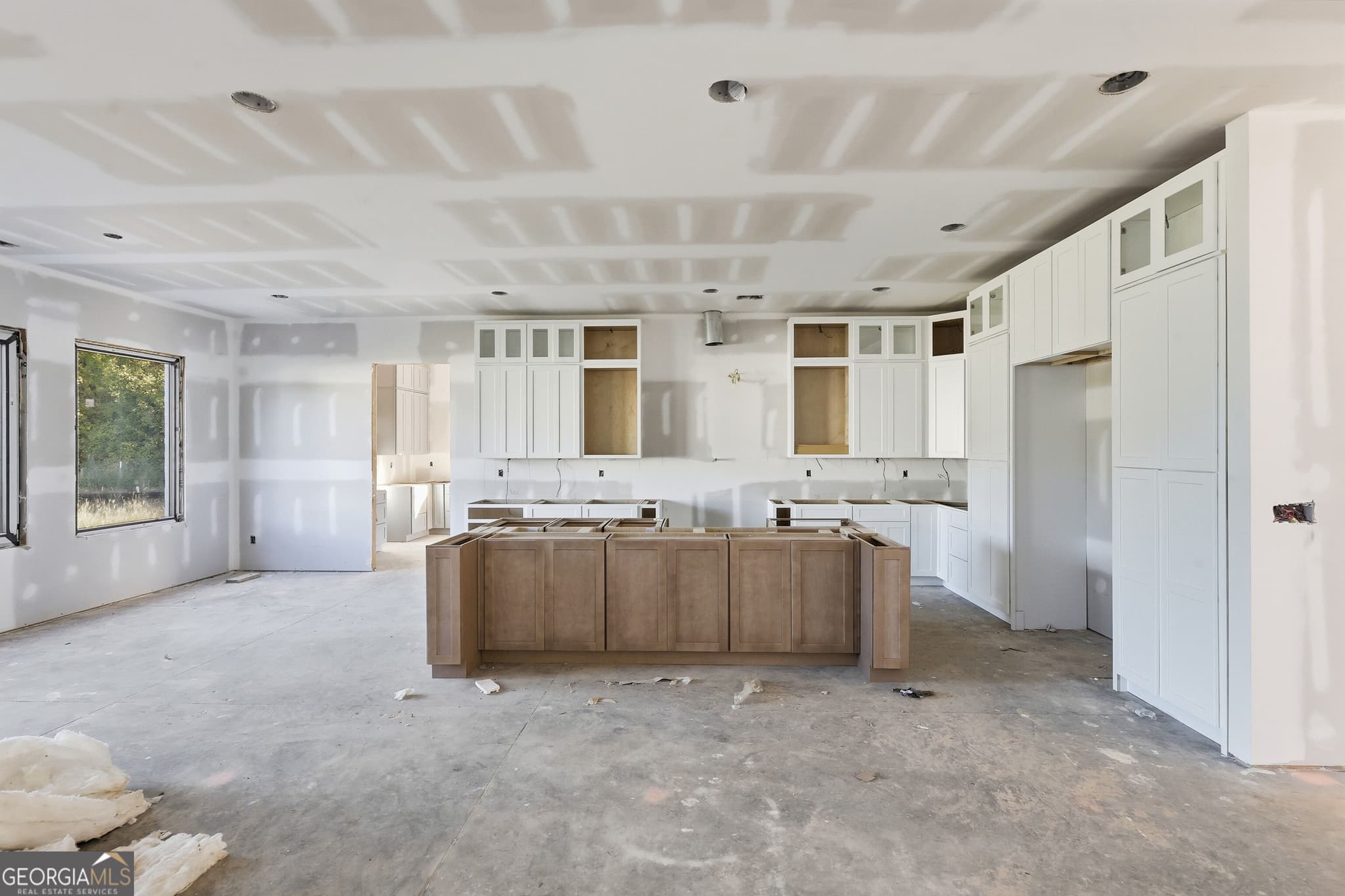 5 bedroom, 6 bathroom, 5,300 sq ft single family residence for sale at 3285 Hall Road, Dacula, GA 30019 — photo 8