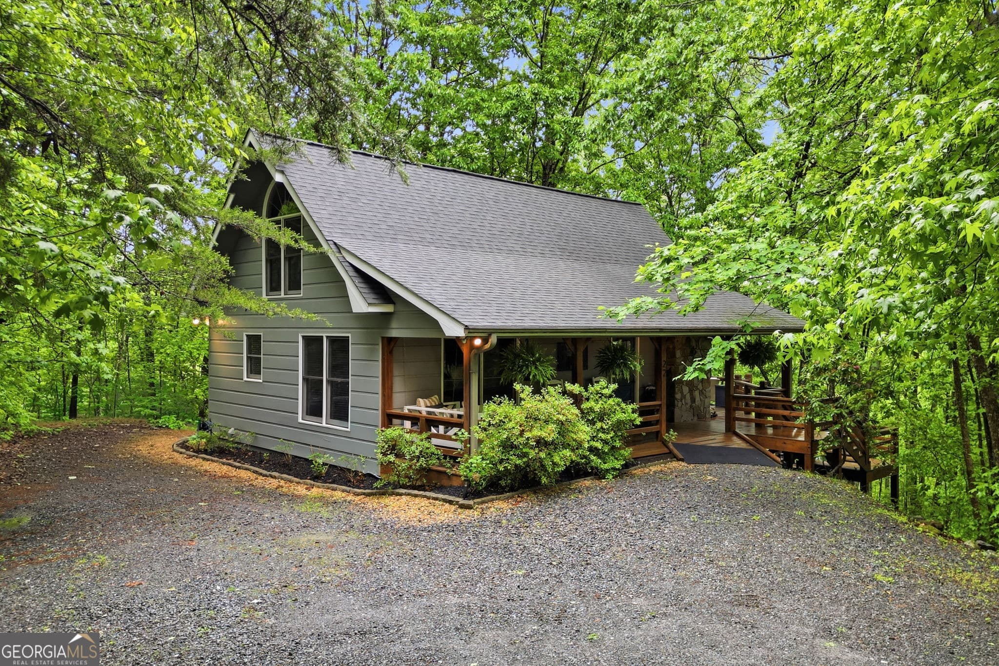 3 bedroom, 2 bathroom, 2,244 sq ft cabin,single family residence for sale at 22 Evening Shade Trail, Mineral Bluff, GA 30559 — photo 3