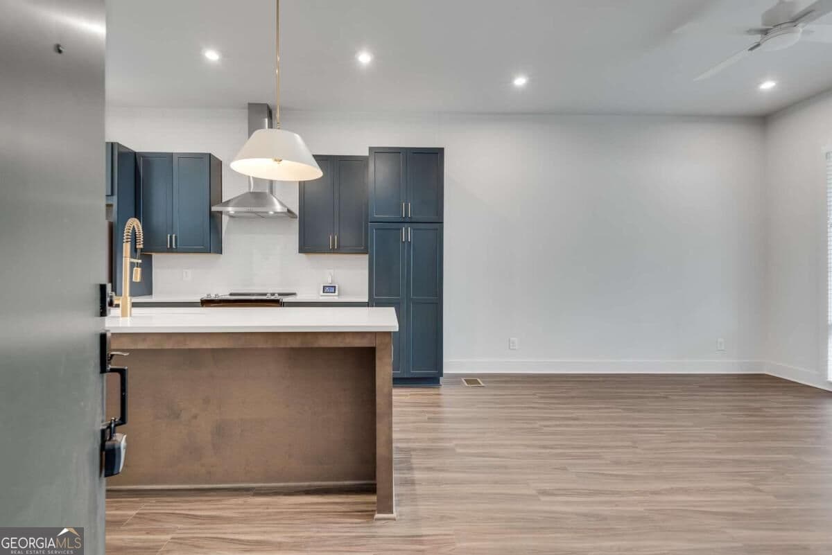 2 bedroom, 2.5 bathroom, 1,317 sq ft condominium for sale at 1273 Longreen Terrace, Atlanta, GA 30318 — photo 9