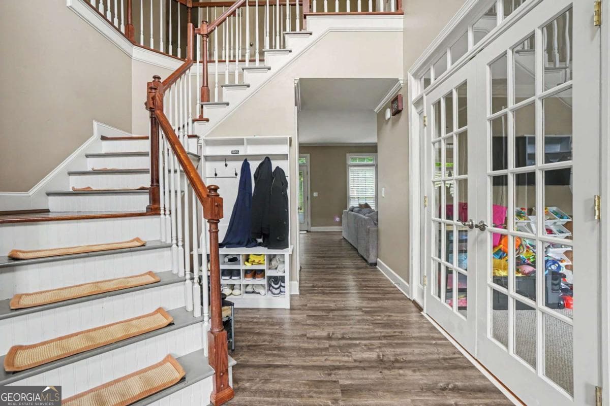 5 bedroom, 3.5 bathroom, 4,340 sq ft single family residence for sale at 521 Richmond Place, Loganville, GA 30052 — photo 4