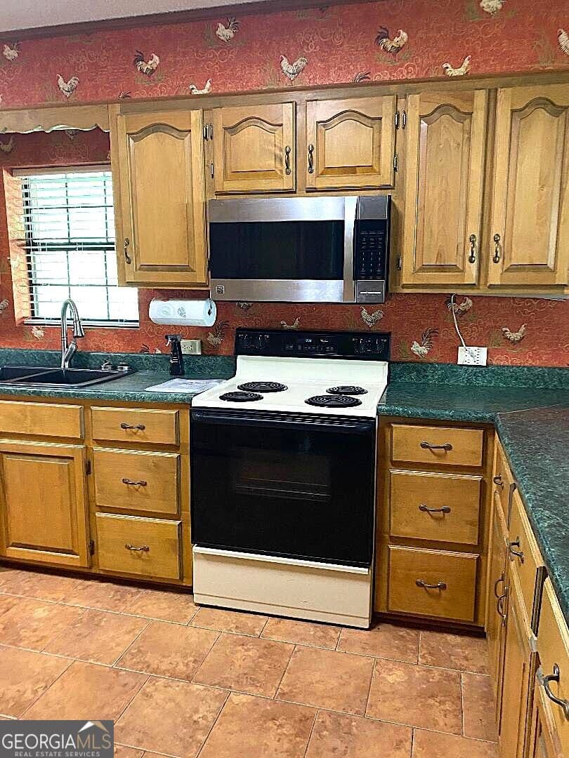 3 bedroom, 2 bathroom, 2,644 sq ft cabin,single family residence for sale at 3417 Horizons Bend, Portal, GA 30450 — photo 9